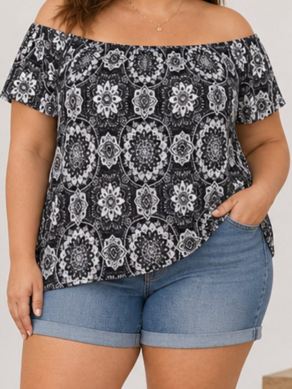 Torrid Tomato Girl Boho size 0X flutter sleeve off the shoulder black white top